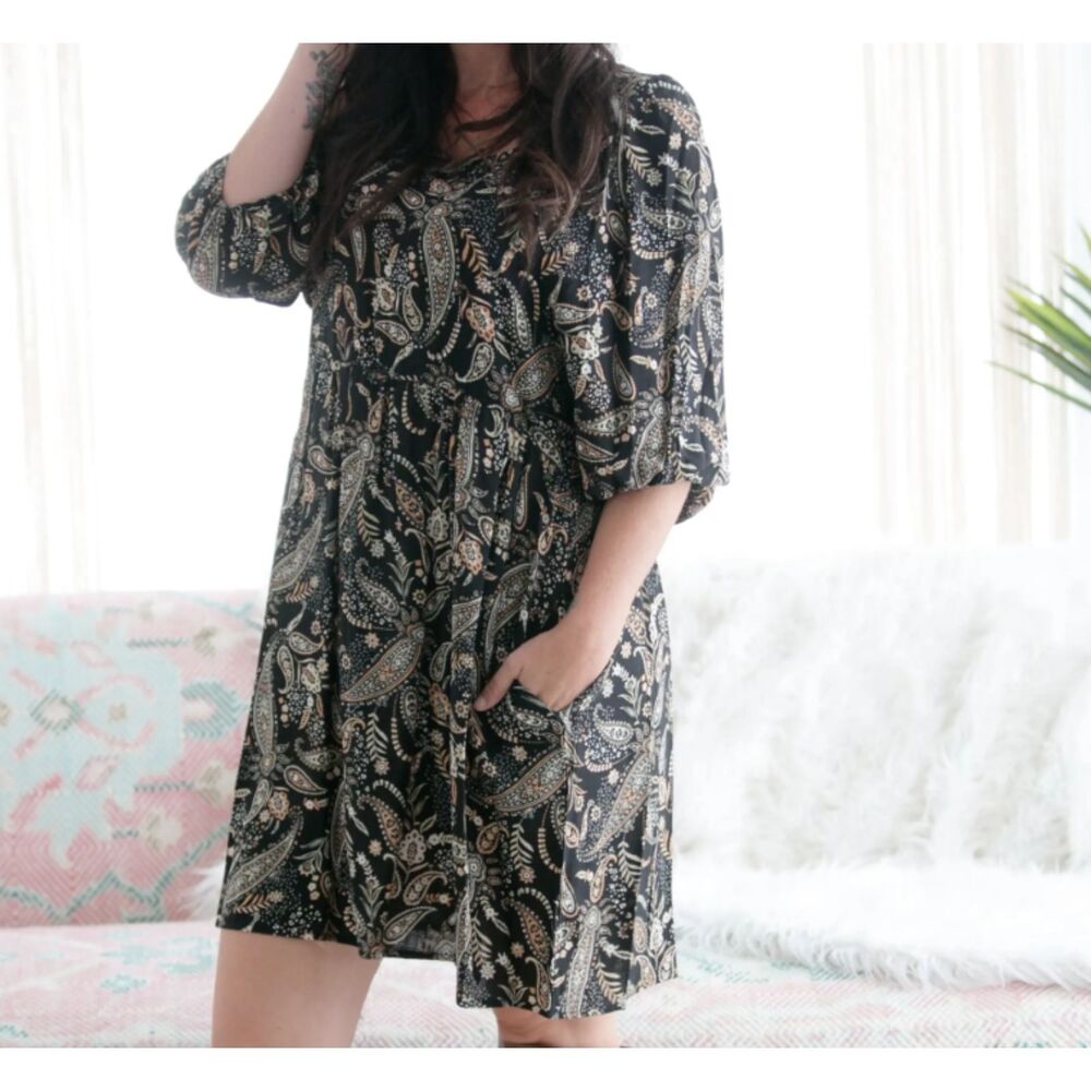 Haptics by Holly Harper,‎ large paisley print dress